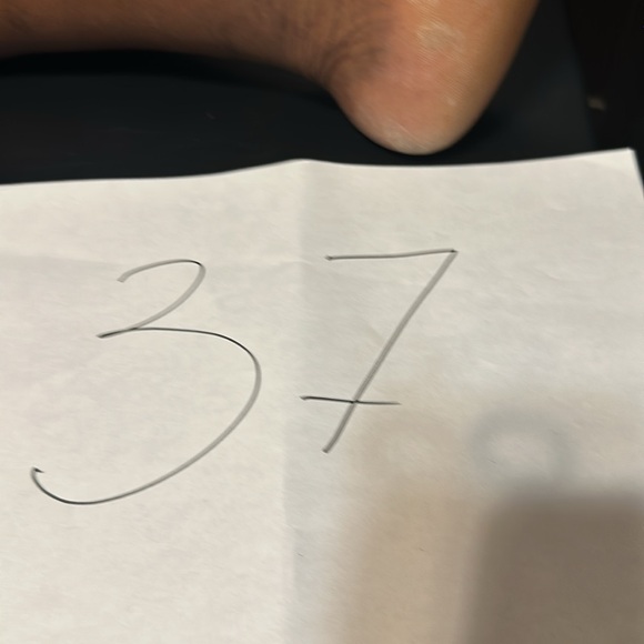 NWOT Ugerlov Knit PULLOVER SWEATER TOP SIZE M CREAMY WHITE COLOR - Picture 10 of 10